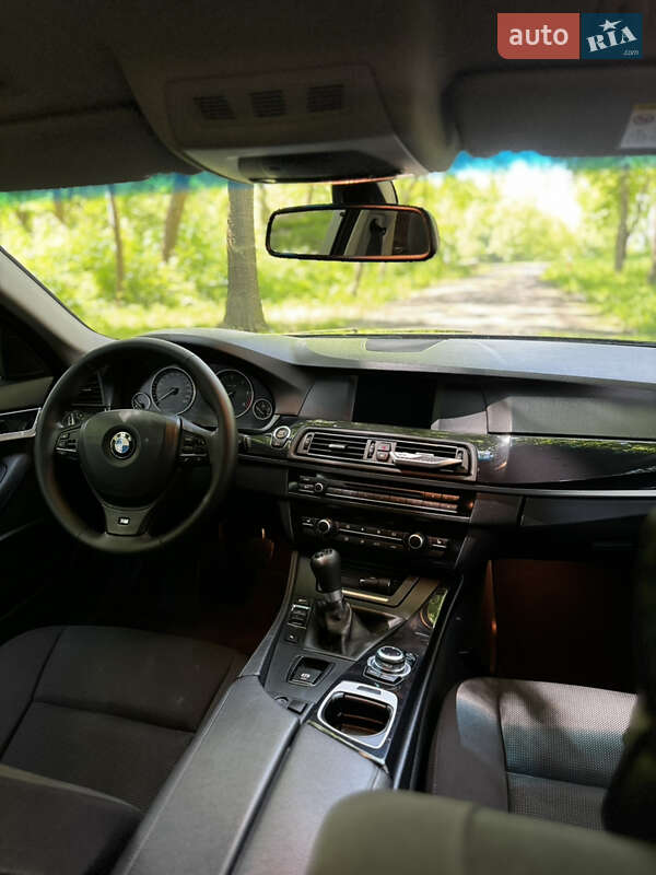 Универсал BMW 5 Series 2012 в Калуше