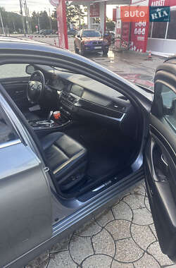 Седан BMW 5 Series 2012 в 