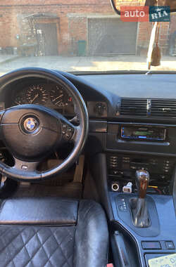Седан BMW 5 Series 2001 в 
