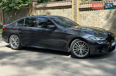 Седан BMW 5 Series 2017 в 