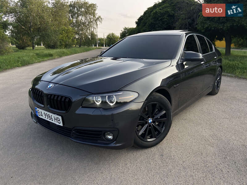 Седан BMW 5 Series 2015 в 
