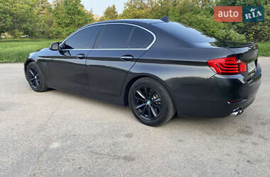 Седан BMW 5 Series 2015 в 