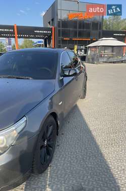 Седан BMW 5 Series 2004 в Полтаві