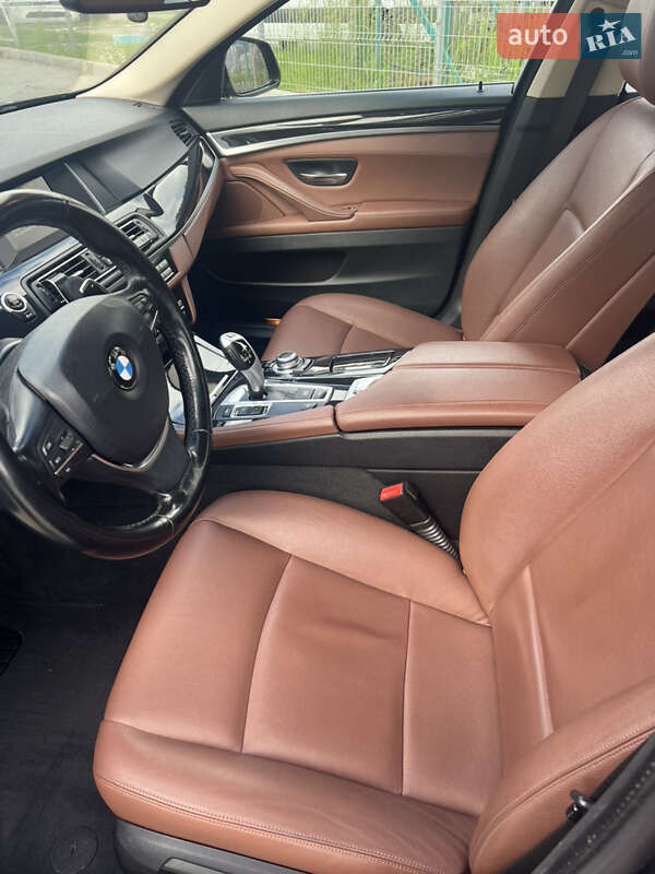 Седан BMW 5 Series 2016 в Виннице