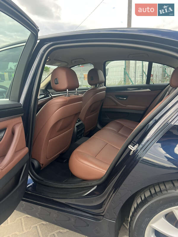 Седан BMW 5 Series 2016 в Виннице