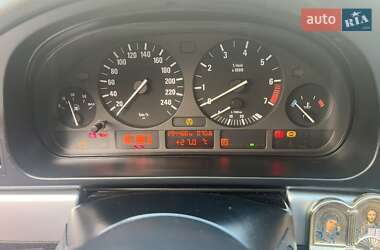 Седан BMW 5 Series 2000 в 
