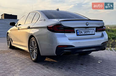 Седан BMW 5 Series 2018 в 