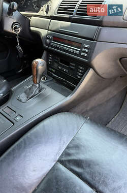 Седан BMW 5 Series 2002 в 