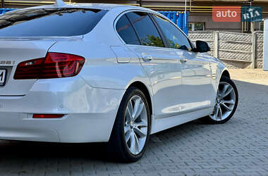 Седан BMW 5 Series 2015 в 