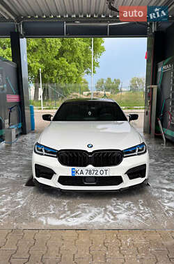 Седан BMW 5 Series 2017 в Чернівцях