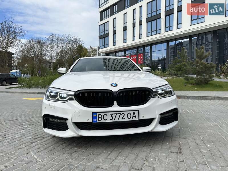 Седан BMW 5 Series 2019 в Львове