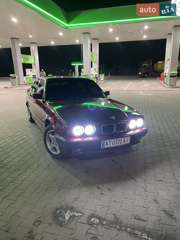 Седан BMW 5 Series 1995 в Бобрке