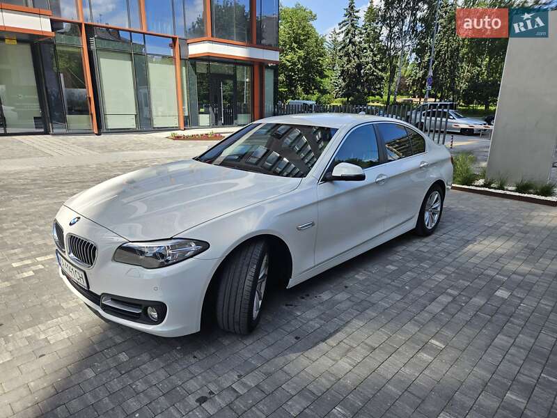 BMW 5 Series 2016