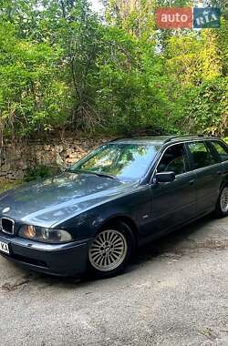 Універсал BMW 5 Series 2000 в 