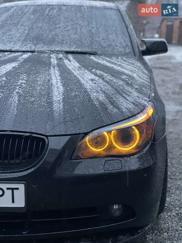 Седан BMW 5 Series 2006 в Львове