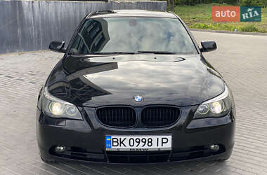 Седан BMW 5 Series 2005 в 