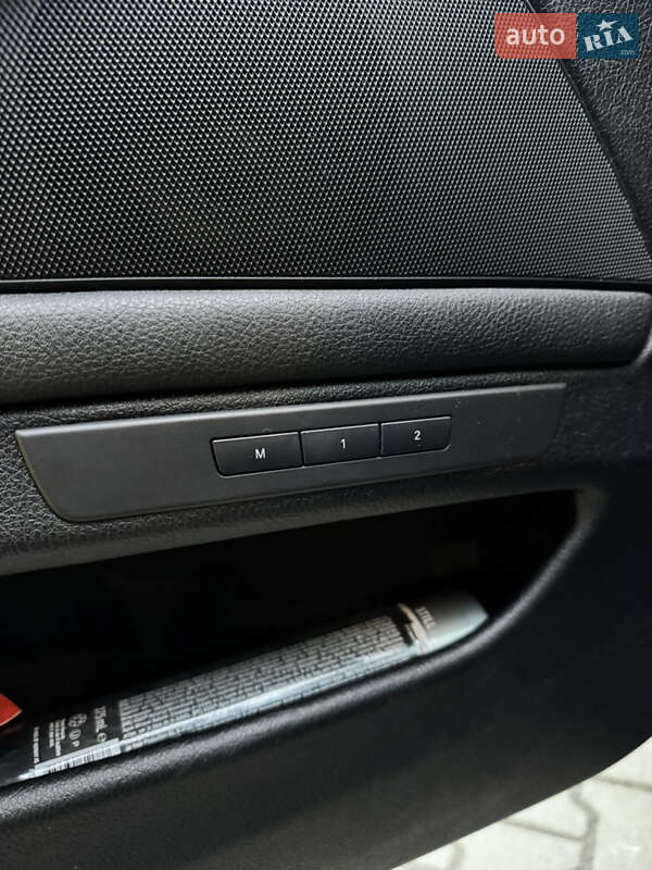 Седан BMW 5 Series 2013 в Черновцах
