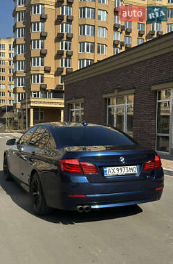 Седан BMW 5 Series 2012 в 