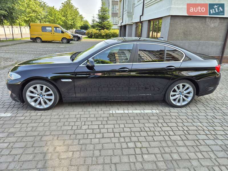 Седан BMW 5 Series 2013 в Ивано-Франковске