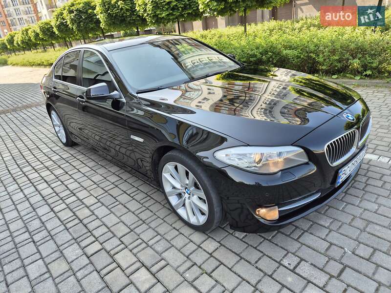Седан BMW 5 Series 2013 в Ивано-Франковске