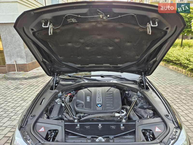 Седан BMW 5 Series 2013 в Ивано-Франковске
