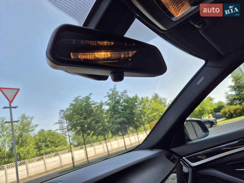 Седан BMW 5 Series 2013 в Ивано-Франковске