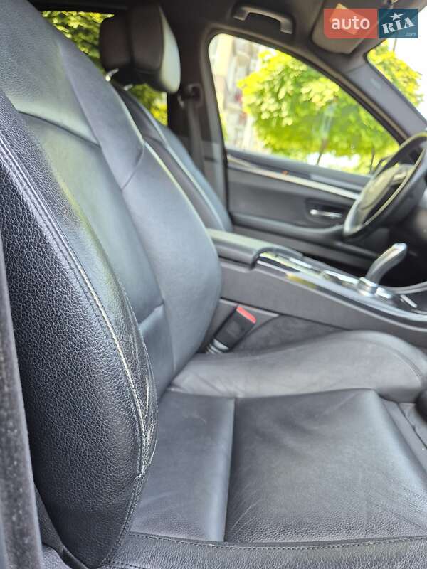 Седан BMW 5 Series 2013 в Ивано-Франковске