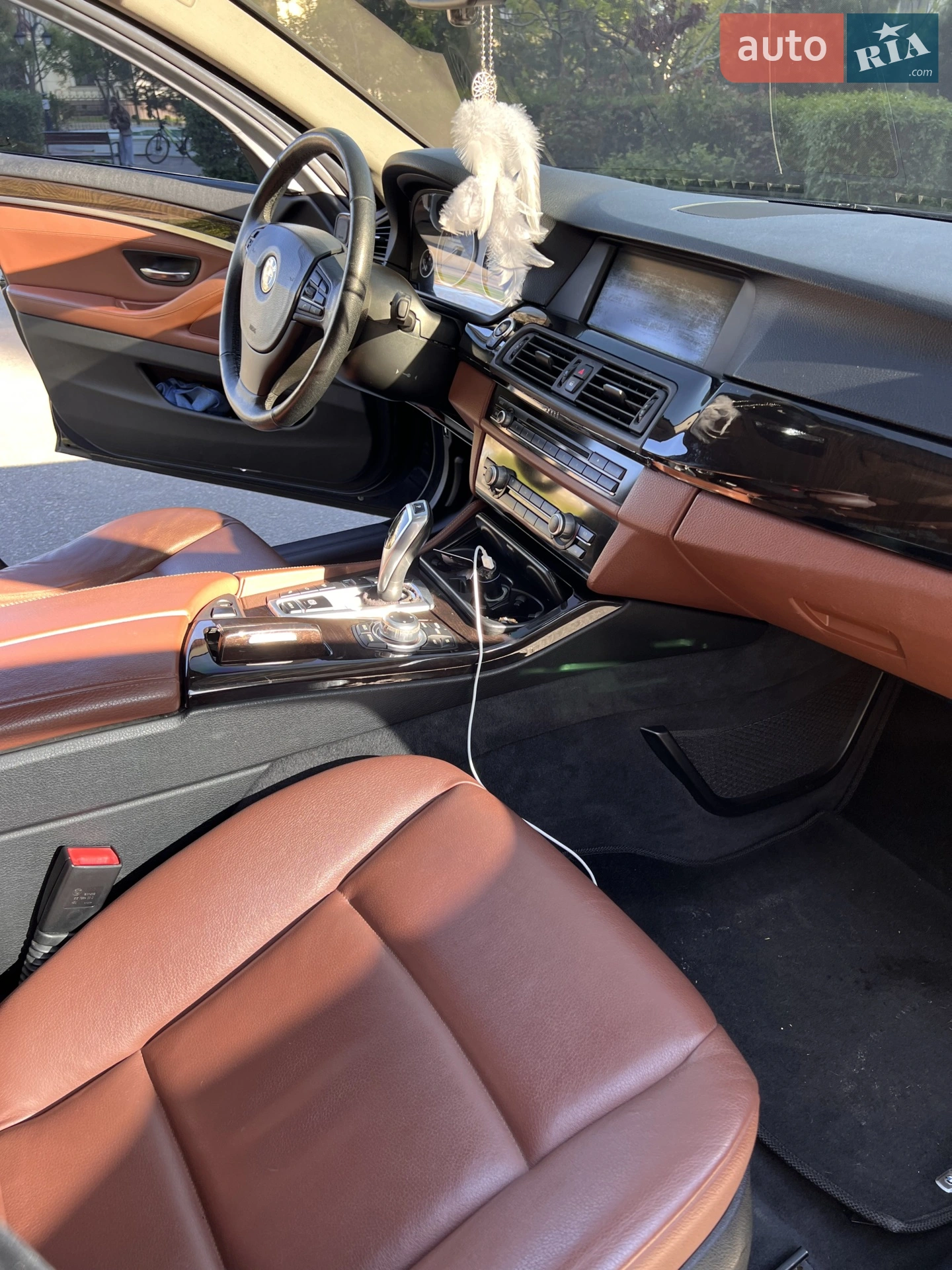 2012 BMW 5er - мініатюра 4