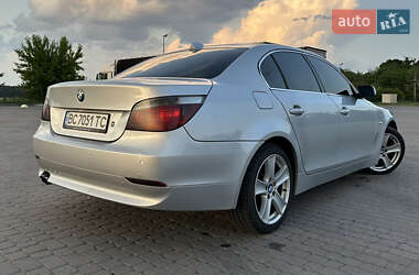 Седан BMW 5 Series 2005 в 