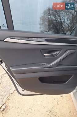 Седан BMW 5 Series 2011 в 