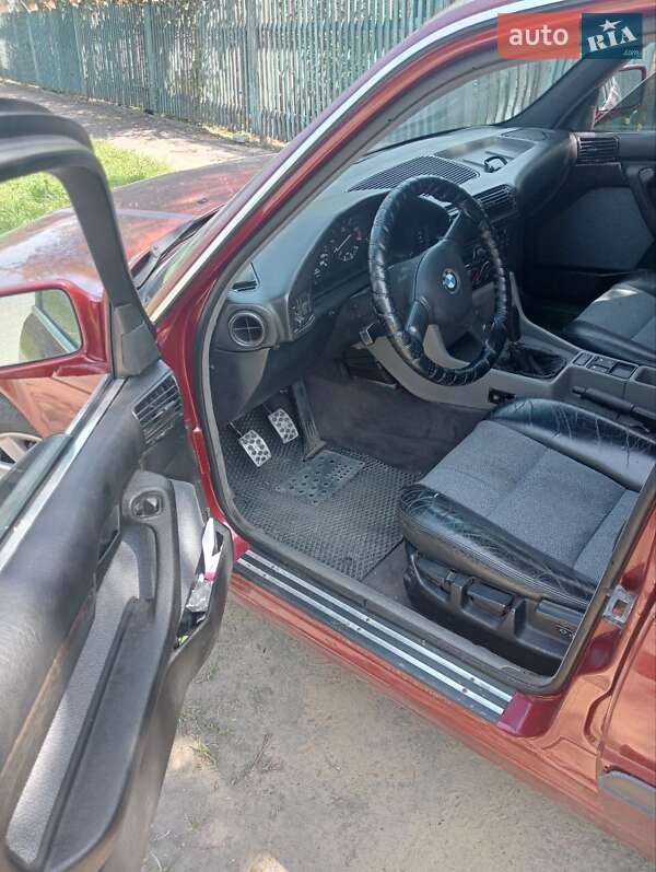 Седан BMW 5 Series 1990 в Шполе