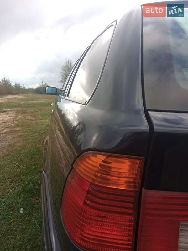 Универсал BMW 5 Series 2003 в Костополе