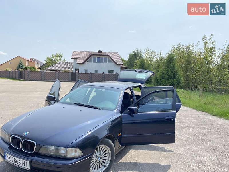 Универсал BMW 5 Series 2003 в Костополе
