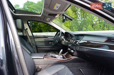 Седан BMW 5 Series 2011 в 