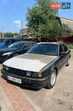 Седан BMW 5 Series 1991 в Києві