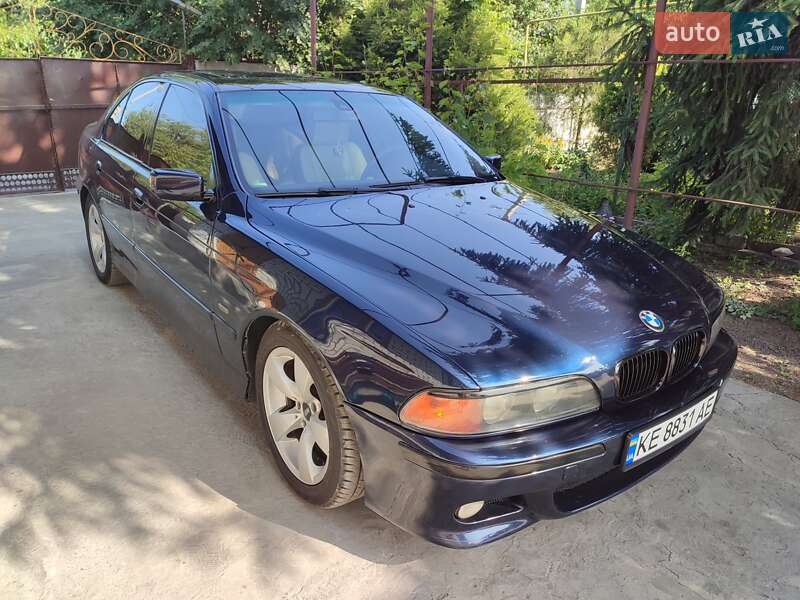 Седан BMW 5 Series 1998 в Новомосковську
