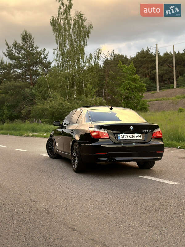 Седан BMW 5 Series 2009 в Владимире