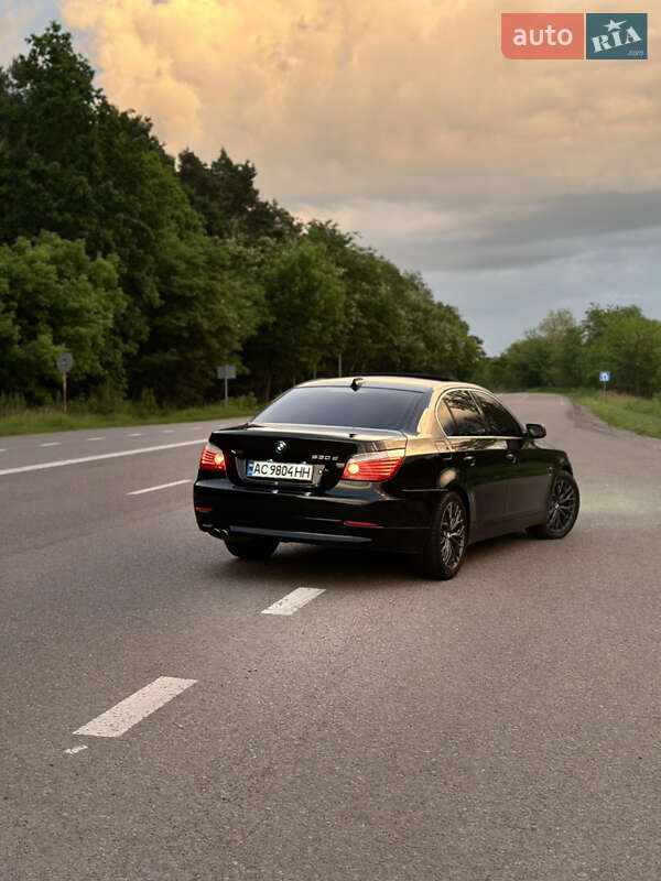 Седан BMW 5 Series 2009 в Владимире