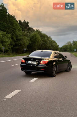 Седан BMW 5 Series 2009 в 