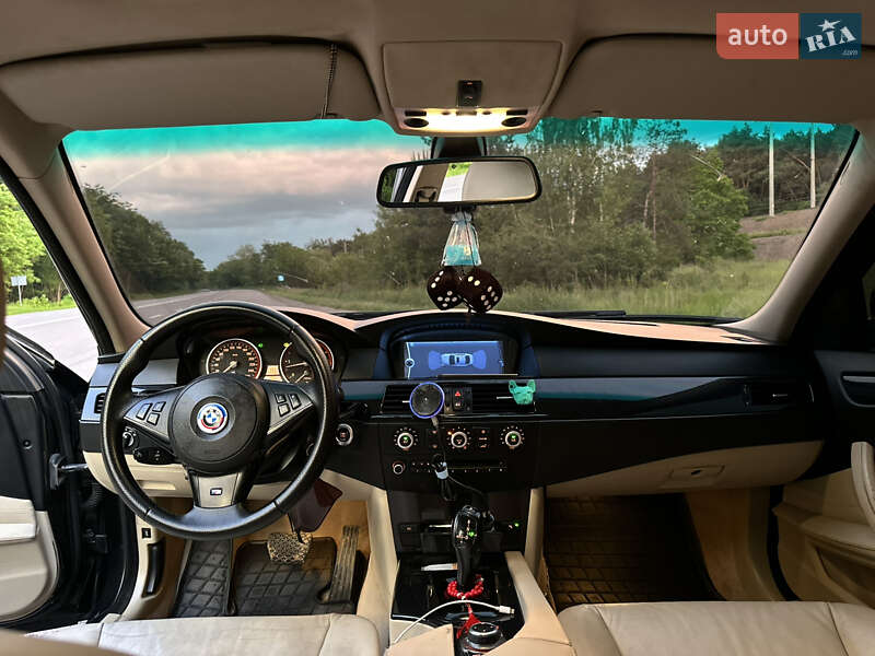 Седан BMW 5 Series 2009 в Владимире