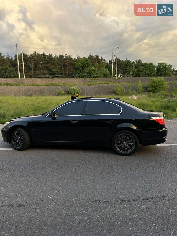 Седан BMW 5 Series 2009 в Владимире