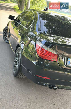 Седан BMW 5 Series 2009 в 