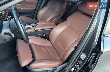 Седан BMW 5 Series 2012 в 