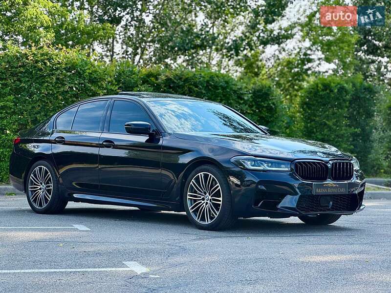 Седан BMW 5 Series 2020 в 