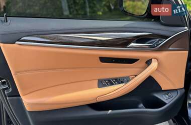 Седан BMW 5 Series 2020 в 