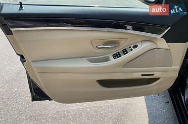 Седан BMW 5 Series 2013 в 
