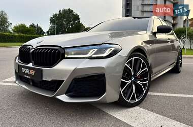 Седан BMW 5 Series 2021 в 