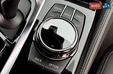 Седан BMW 5 Series 2021 в 