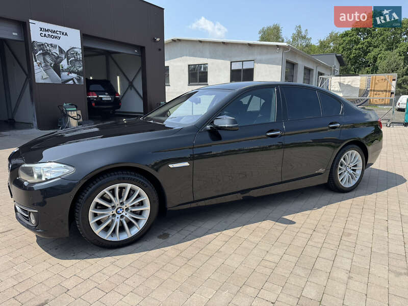 Седан BMW 5 Series 2015 в Ковеле