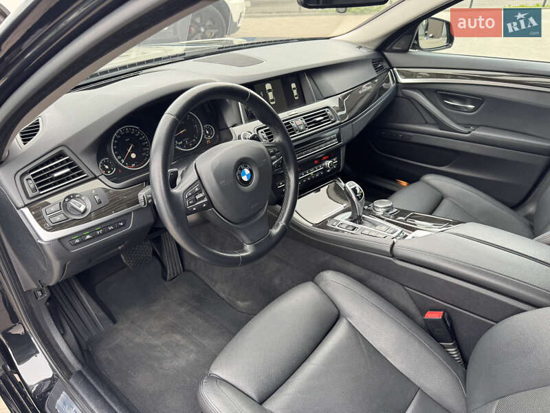 Седан BMW 5 Series 2015 в Ковеле